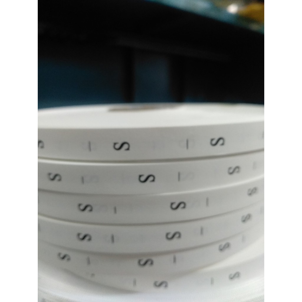 Cuộn mác size, Mác số quần áo chất liệu vải giấy,mực in sắc nét.