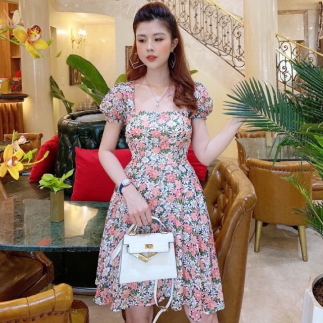 ĐẦM HOA CỔ VUÔNG KHOÉT LƯNG