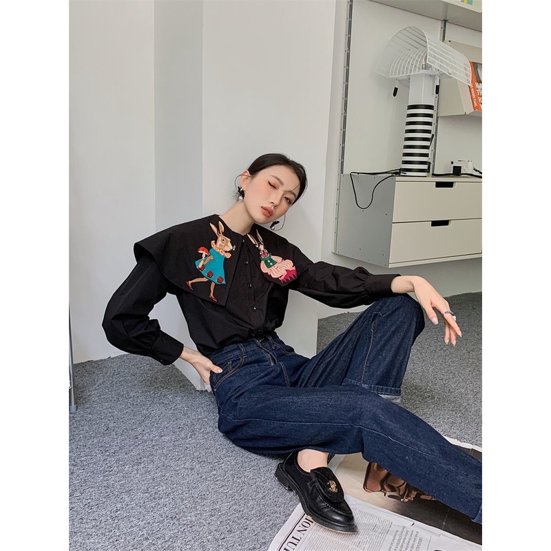 Áo sơ mi đen tay dài phối bèo in hình thỏ dễ thương phong cách retro Hàn Quốc