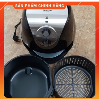 Nồi chiên không dầu Sharp.model - KS 85,  dung tích 8,5 lít, tặng kẹp gắp bát đĩa nóng và chổi quét dầu.