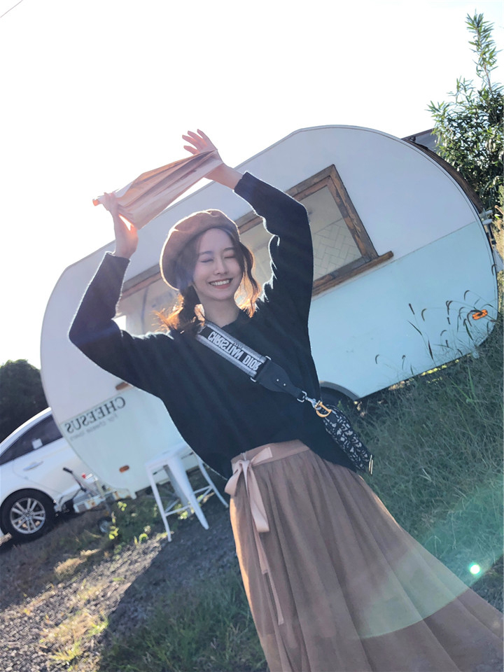 Áo sweater dáng rộng phong cách Hàn Quốc trẻ trung hợp thời trang dành cho nữ 2020 | BigBuy360 - bigbuy360.vn