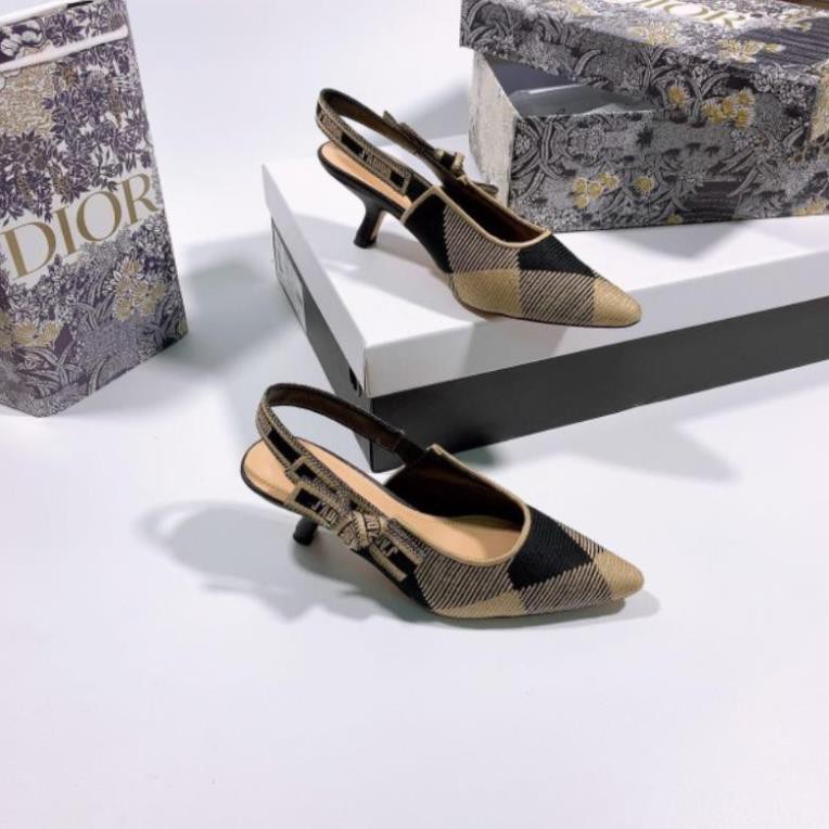 B(ẢNH THẬT) Sandal 5p Ja Gót Cong Caro Dệt Lót Da Mềm Êm Fullbox Bill Túi Cao Cấp