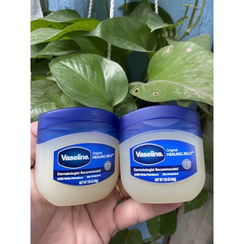 Sáp dưỡng ẩm Vaseline