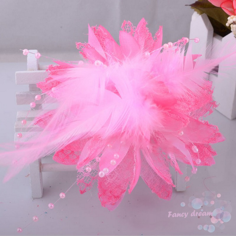 Kẹp tóc đính hoa và lông vũ sang trọng