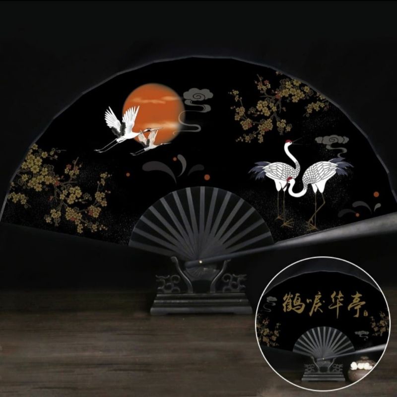 Quạt xếp cầm tay cao cấp bản to