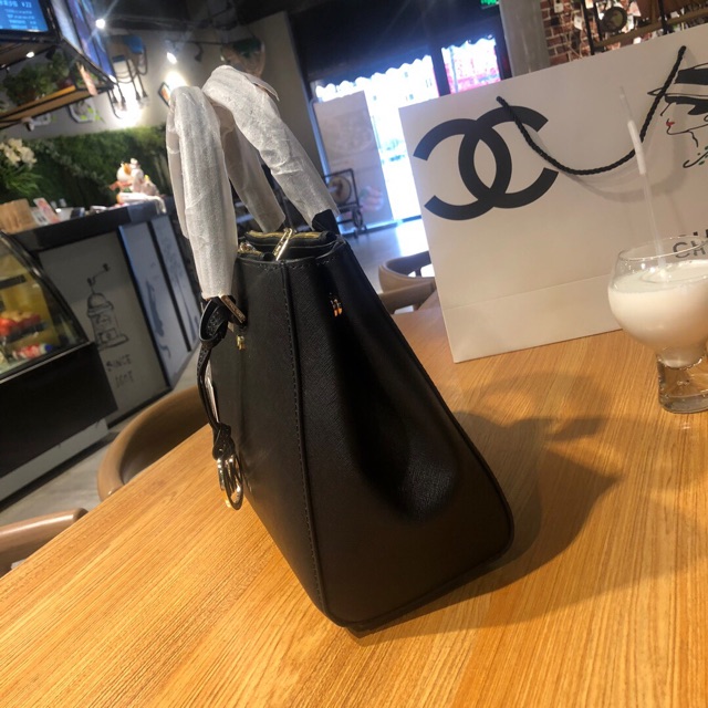 ✨Túi super MK Michael Kors da bò size to 32