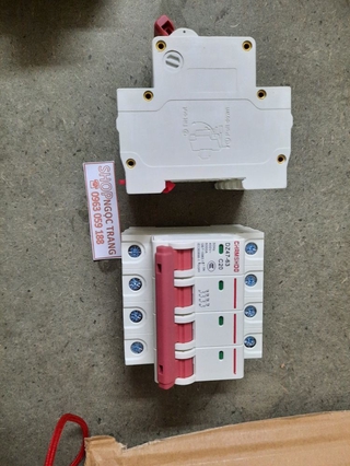 Aptomat CB 4 Pha -  C20A - Giá 1 cái