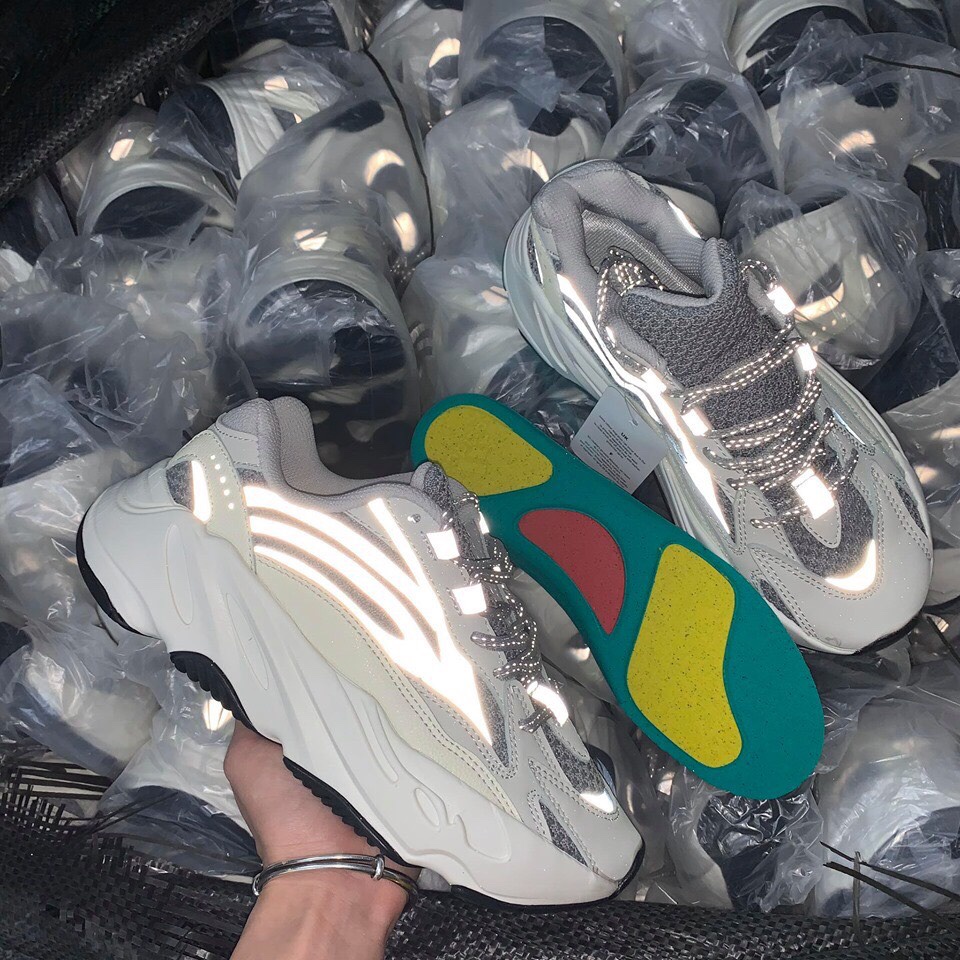 Giày YZ 700 phản quang nam nữ fullbox