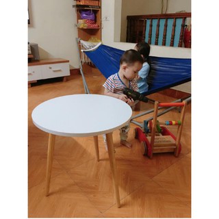 Bàn tròn trắng/đen 60x70