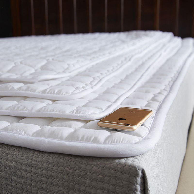 Đệm giường khách sạn năm sao dày chống trượt bảo vệ đơn đôi