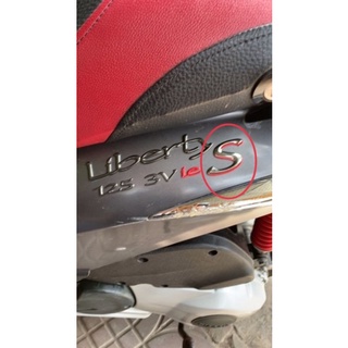 tem chữ S dán xe máy liberty S