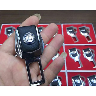 Chốt an toàn oto Merc