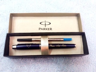 Bút ký Parker xanh bạc