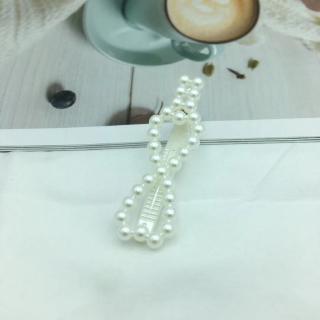 Kẹp Tóc Đính Ngọc Trai Kiểu Hàn Quốc