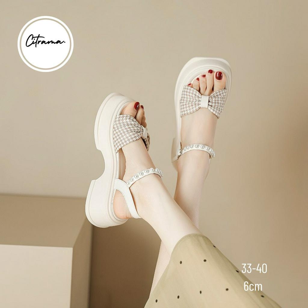 SANDAL SIZE 33 34 PHONG CÁCH TIỂU THƯ ĐẾ DÀY PHỐI HẠT NGỌC HÀNG QCCC CAO 6CM