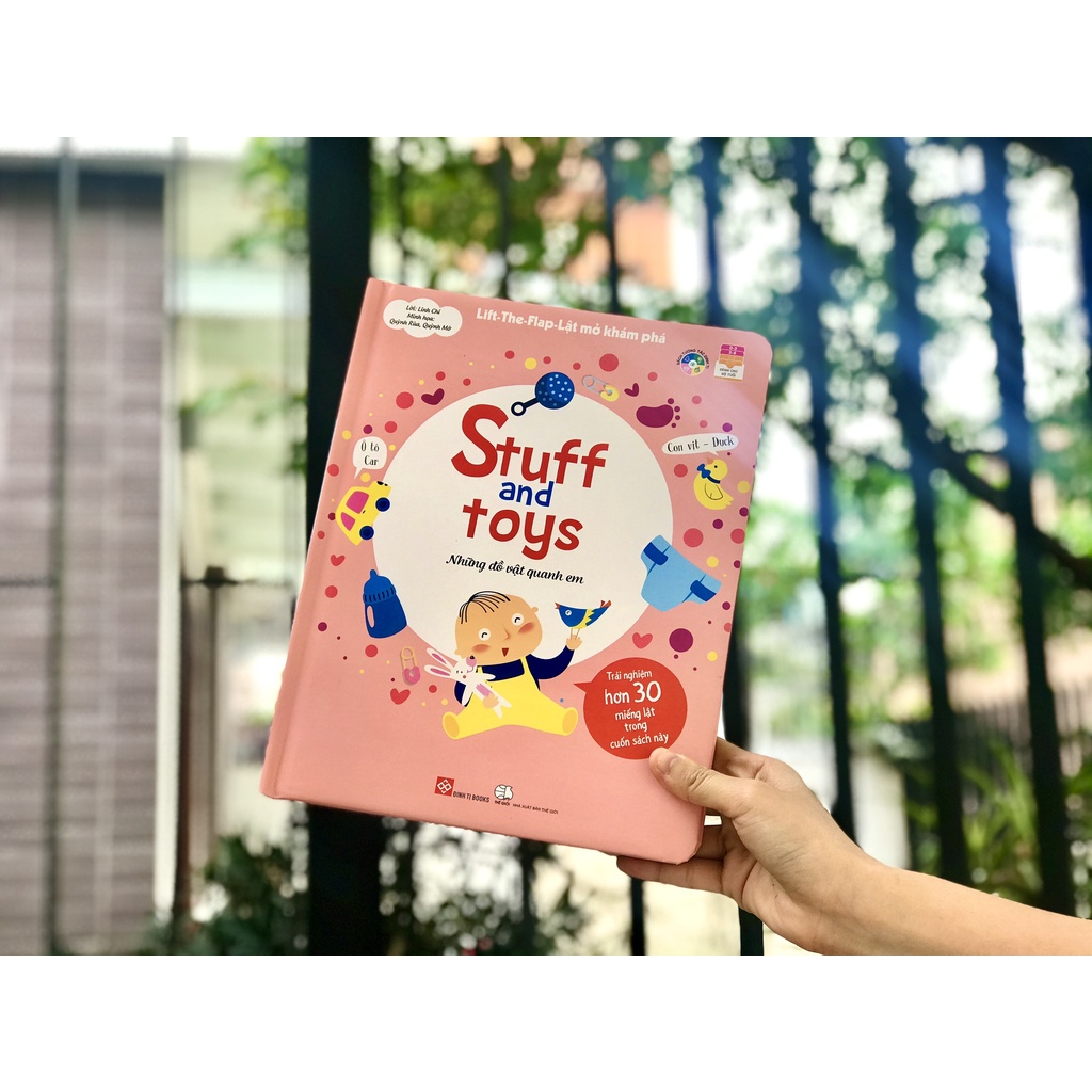 SÁCH - Lật mở khám phá - Stuff and toys - Những đồ vật quanh em