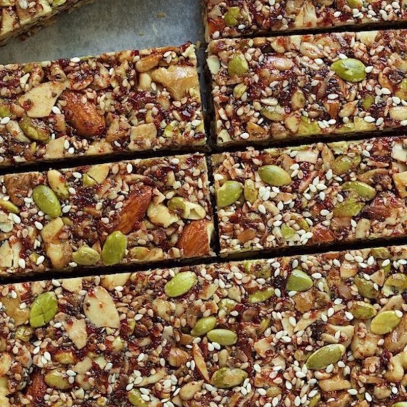 Bánh siêu hạt healthy - Hỗ trợ giảm cân, tốt cho sức khoẻ.