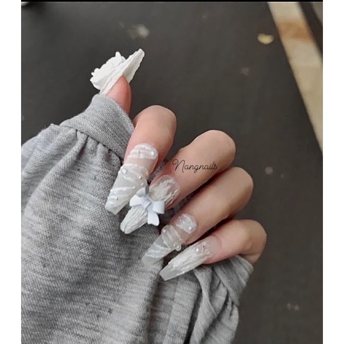 Nail Box Thiết Kế Màu Trắng Nail Cô Dâu Móng Giả Dài Đính Nơ