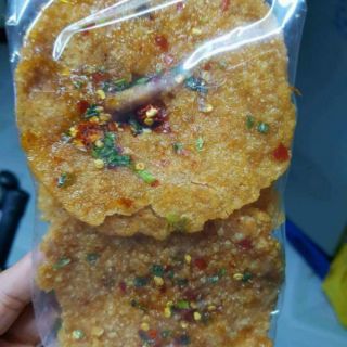 Hũ 300g cơm cháy lắc khô gà
