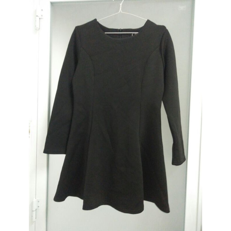 K03. Đầm thun size XL trên gối. Hàng thùng đã cũ