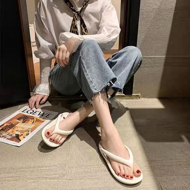 Dép ulzzang xỏ ngón xinh xắn 2020