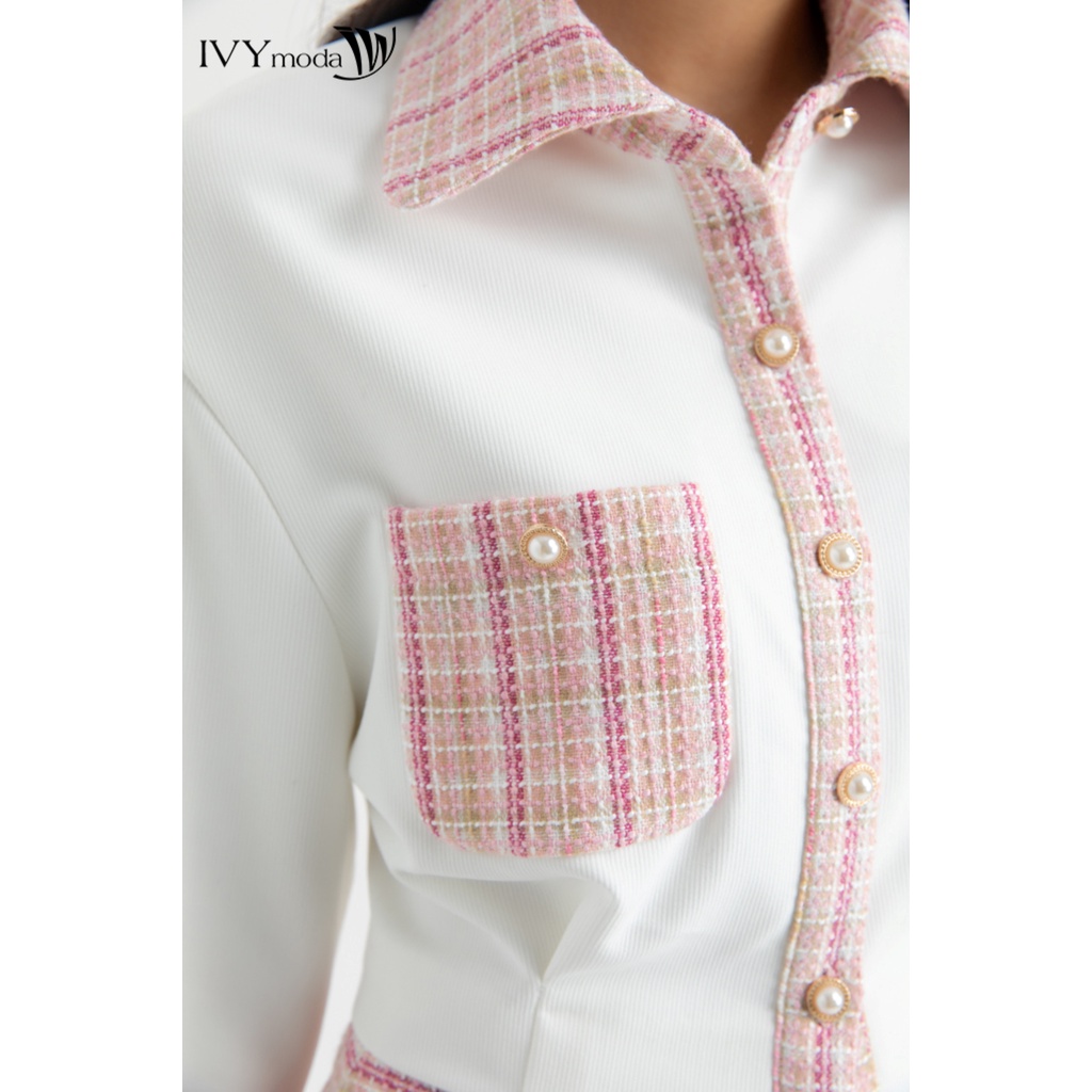 Áo khoác nữ phối kẻ hồng IVY moda MS 70B8212
