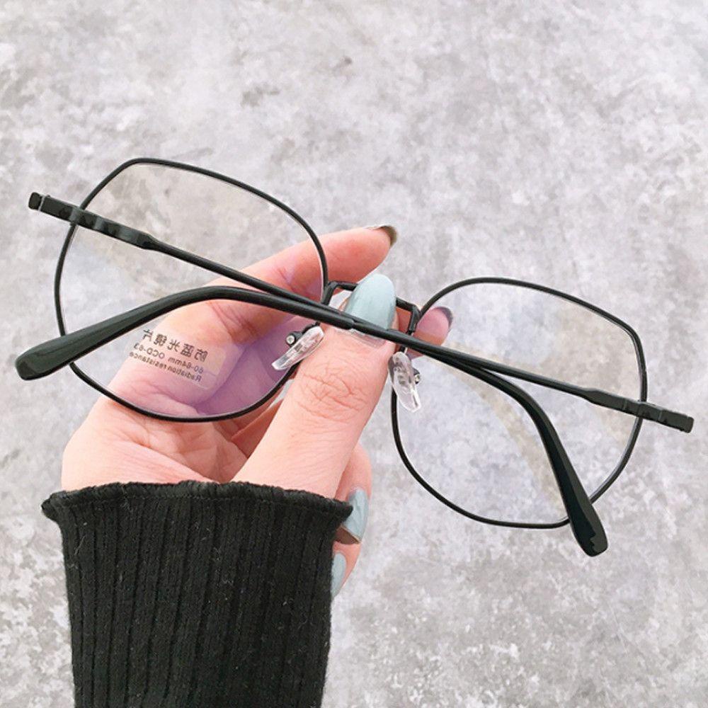 Kính Bảo Vệ Mắt Chống Ánh Sáng Xanh Siêu Nhẹ Tiện Dụng Cho Nhân Viên Văn Phòng