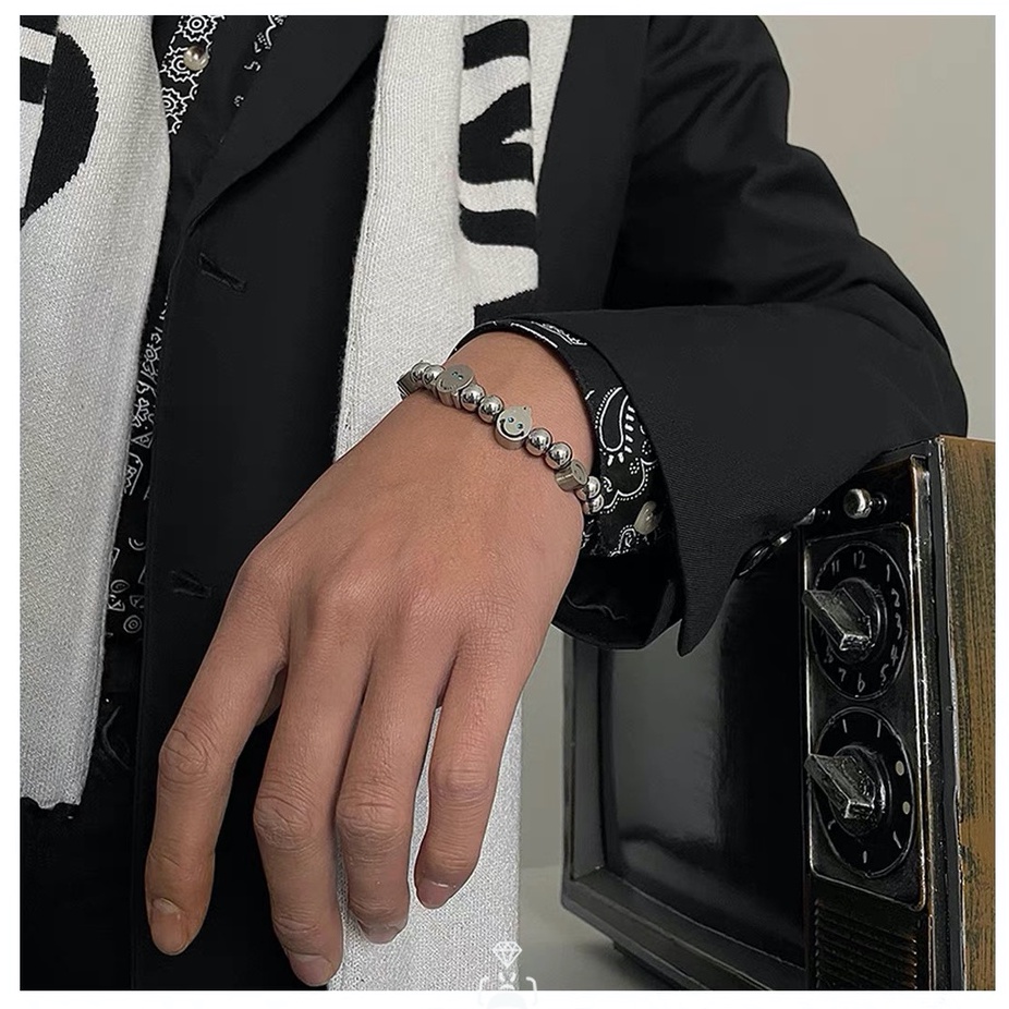 Vòng Tay Thép Titan Phối Mặt Cười Thời Trang Cá Tính