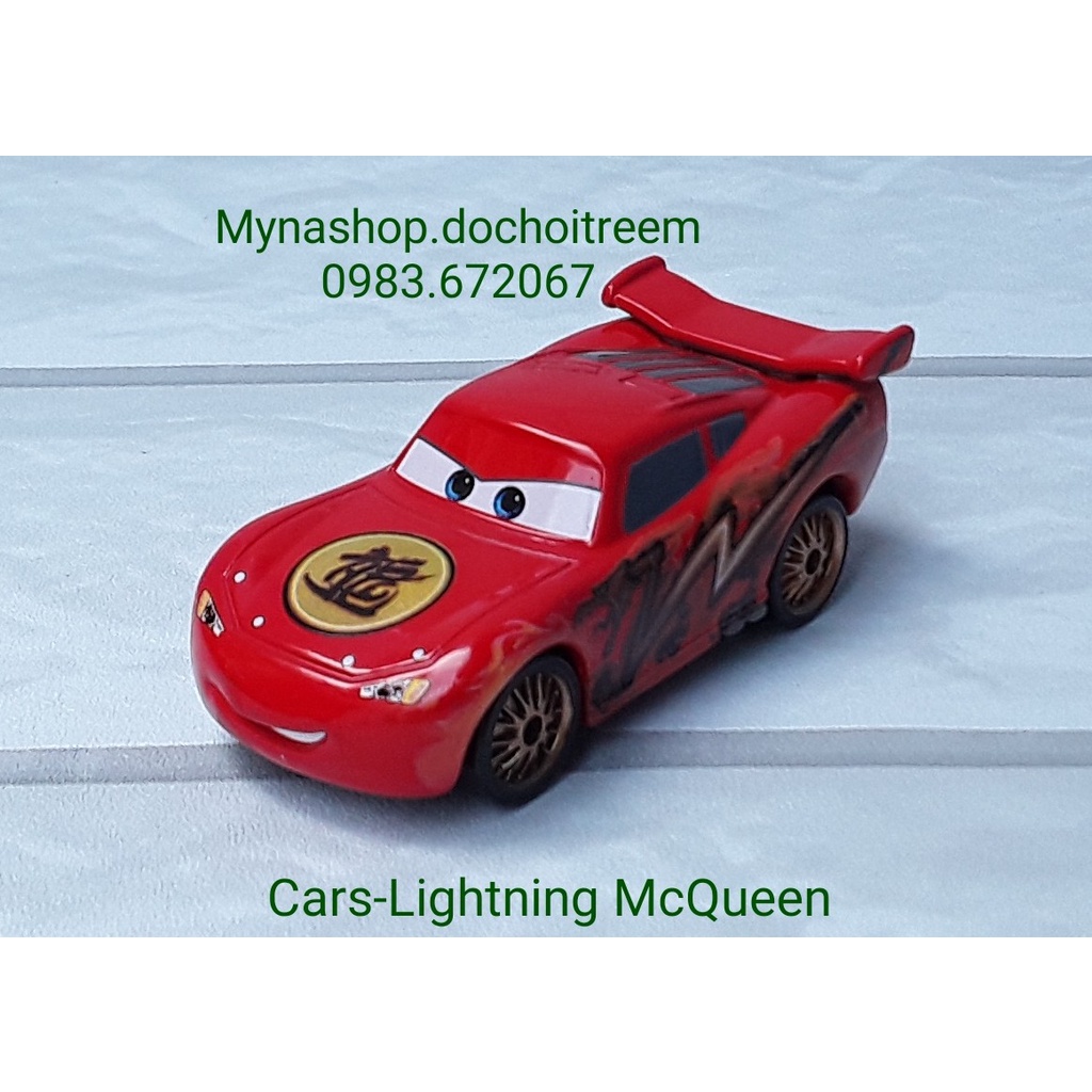 Đồ chơi mô hình tĩnh xe tomica cars Lightning Mcqueen