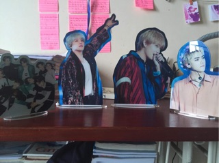 Standee