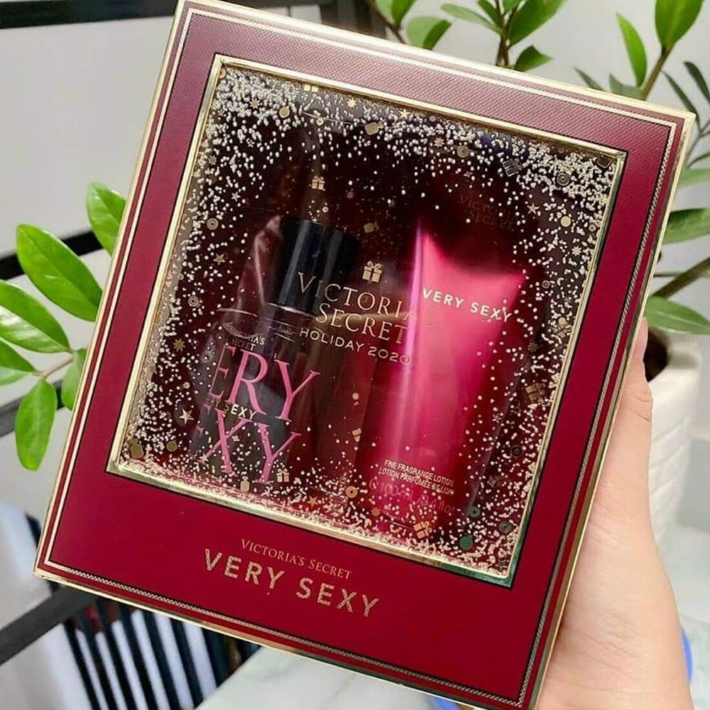 Bộ sản phẩm Victoria's Secret Very Sexy Gift Set Fragrance Mist &amp; Lotion