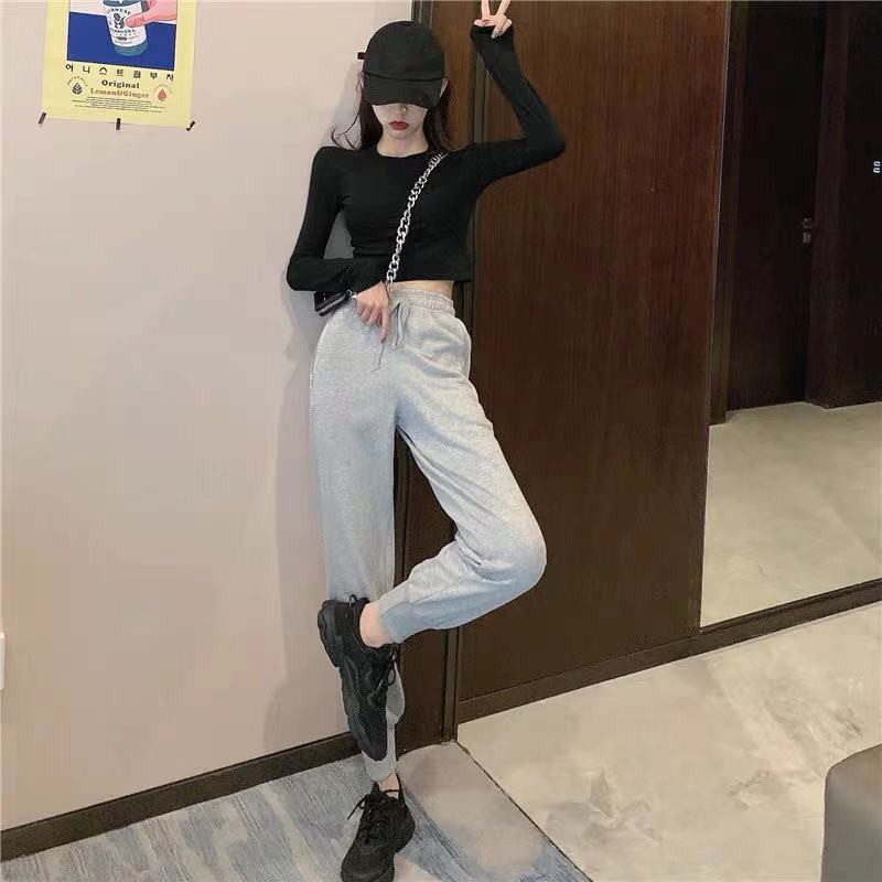 Áo Croptop Tay Dài In Chữ Phong Cách Hàn Quốc
