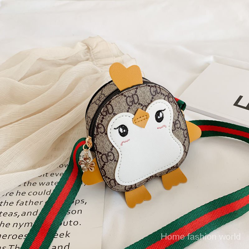 Túi xách hình chim cánh cụt dễ thương cho trẻ nhỏ