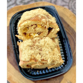 Bánh cuộn chà bông phô mai trứng muối