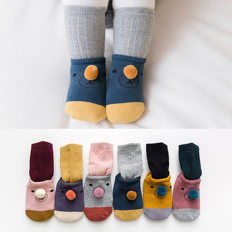 Set 2 đôi vớ cotton mẫu mã xinh xắn cho bé yêu