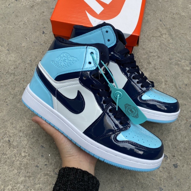 [Mã WAST10K giảm 10K đơn từ 50k] (Fullbox) Giầy Jordan 1 xanh đen bóng cao cổ hàng đẹp siêu rẻ | BigBuy360 - bigbuy360.vn