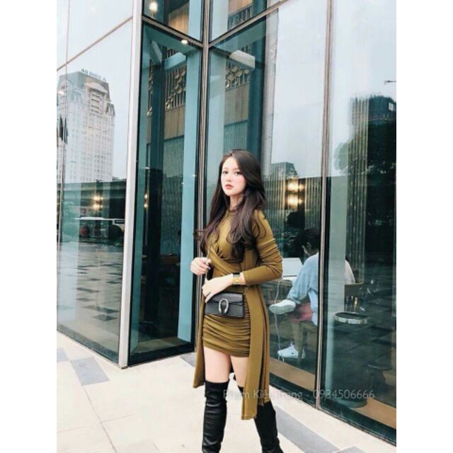 Set đầm yếm xoắn bụng + cardigan