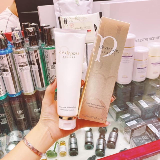 Kem tẩy trang Cle de Peau Beaute Cleansing Cream Oil H&C