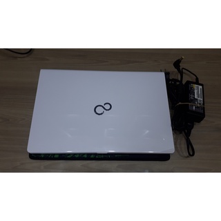 Laptop fujitsu sh90 màn 2k ips cảm ứng