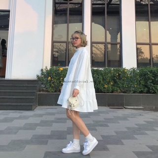 Đầm trắng cổ bèo tay dài