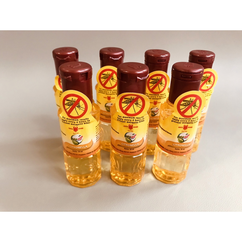 Dầu chống muỗi Natur Oil Citronella tinh chất sả hiệu con Ó  Singapre