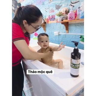 Sữa tắm thảo dược cho bé