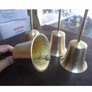 Chuông lắc cầm tay bằng đồng