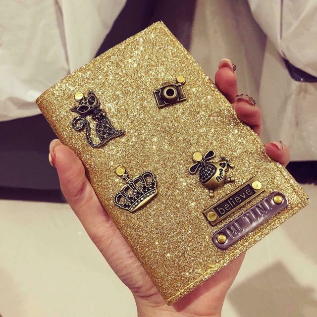 Order Thái - vỏ passport và ví dập charm