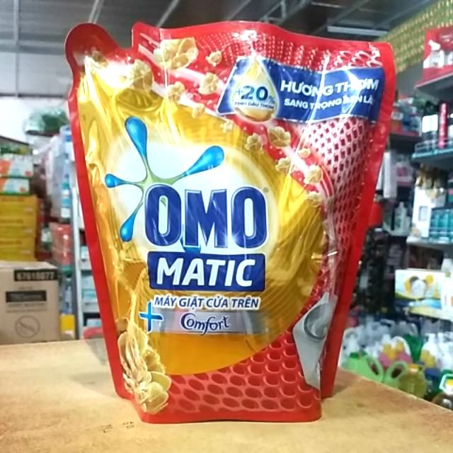 Nước giặt OMO MATIC HƯƠNG COMFOR cho máy giặt cửa trên túi 2,4kg.