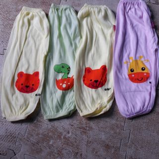 Quần chục cho bé