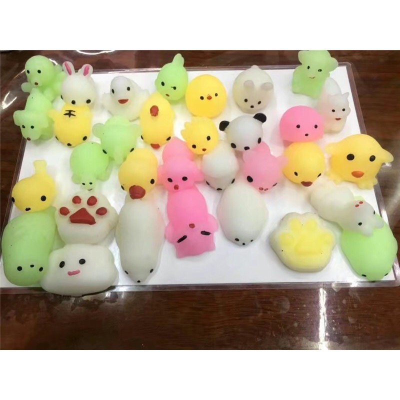 (hanashop016) Combo 5 mochi squishy ngẫu nhiên siêu dễ thương- đồ chơi an toàn |shopee. Vn\Shopgiayred