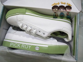 giày TFBOYS sẵn