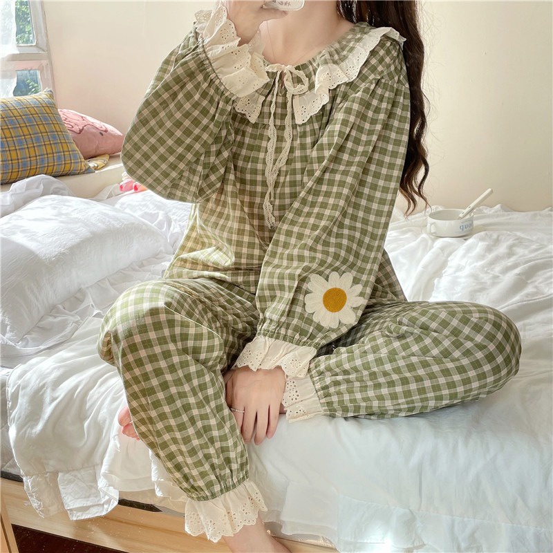 (SẴN) Set bộ mặc nhà cổ tròn sọc caro xanh tay đính hoa to quảng châu