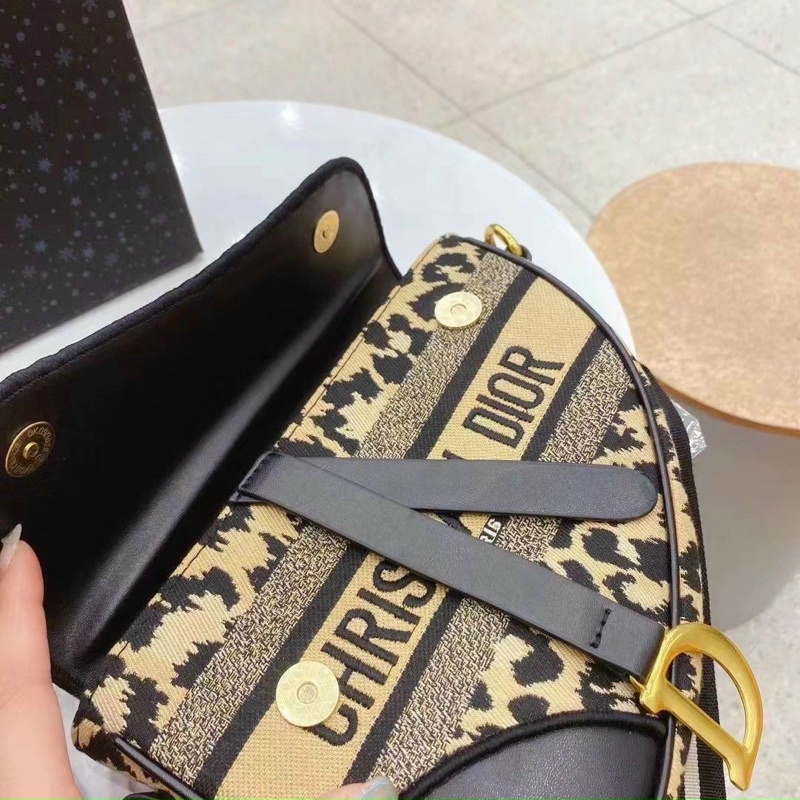 Túi xách dr yên ngựa báo full box ảnh thật + video